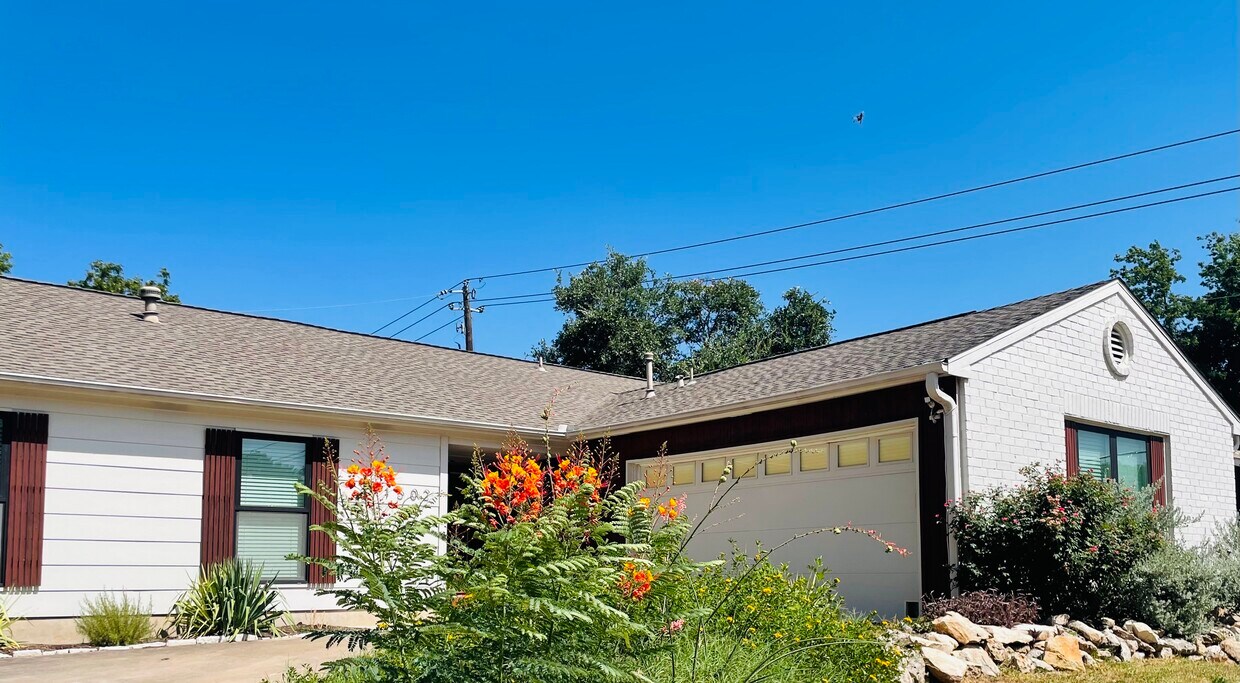 Foto principal - 11502 Murcia Dr