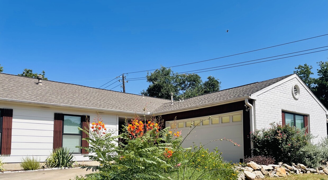 Primary Photo - 11502 Murcia Dr