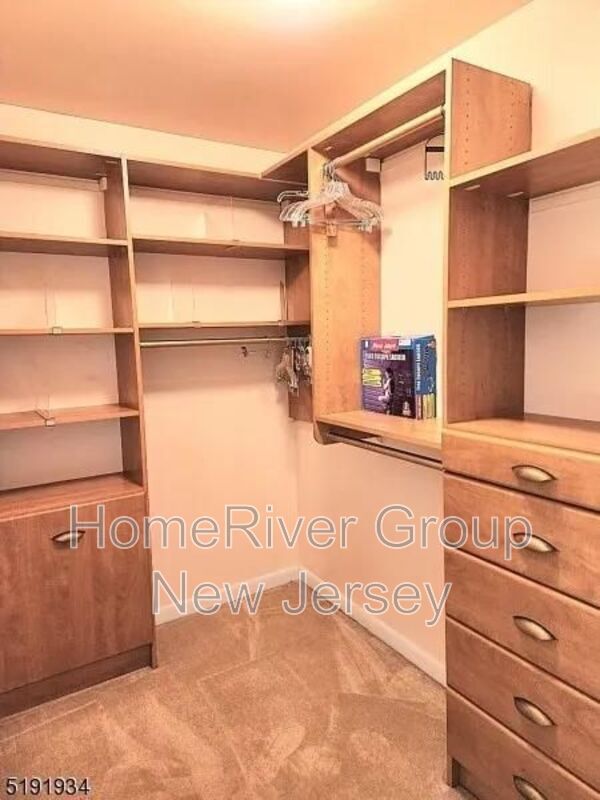 Foto del edificio - 14 Wind Meadow Trail