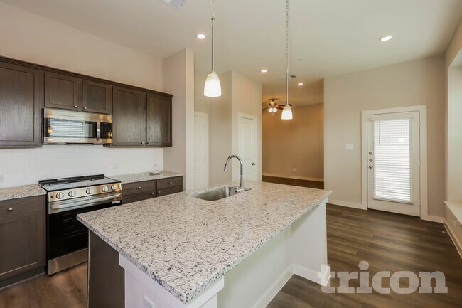 Building Photo - 209 Hucknall Ct