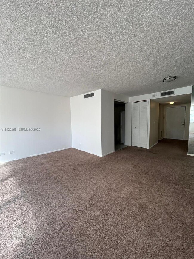 Foto del edificio - 251-174 174th St