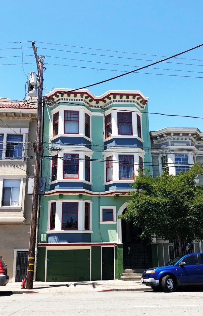 Foto del edificio - 648-652 S Van Ness Ave