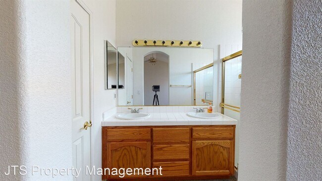Foto del edificio - 3 br, 2 bath House - 1820 Nighthawk Circle
