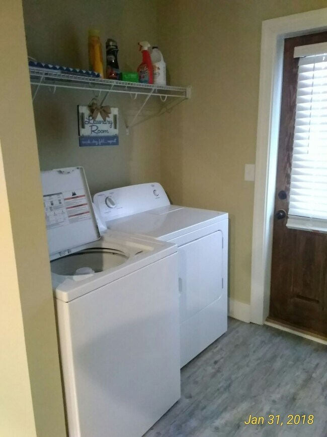 Foto del edificio - For Rent: Student Housing — Private 1BR/1BA Suite (TTU Students Only)
