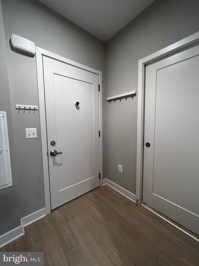 Foto del edificio - 989 S Buchanan St