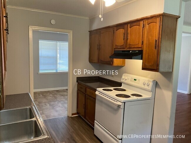 Foto del edificio - 932 Cullenwood Rd