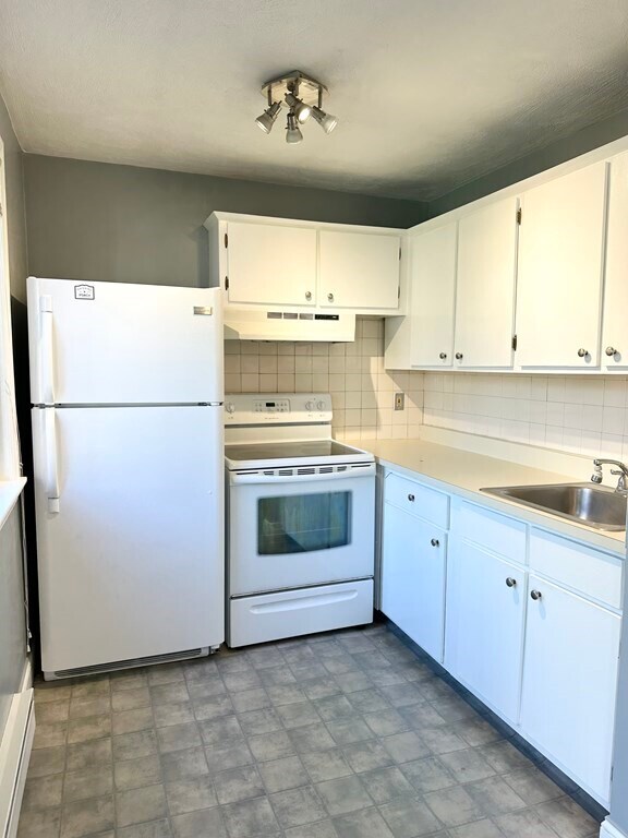 152 Linebrook Rd Unit G3, Ipswich, MA 01938 Condo for Rent in Ipswich