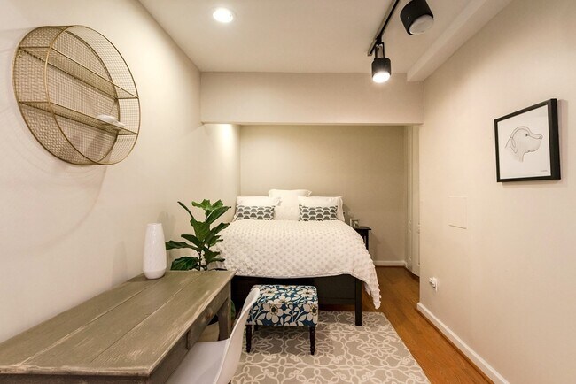 Foto del edificio - 378 Riverway