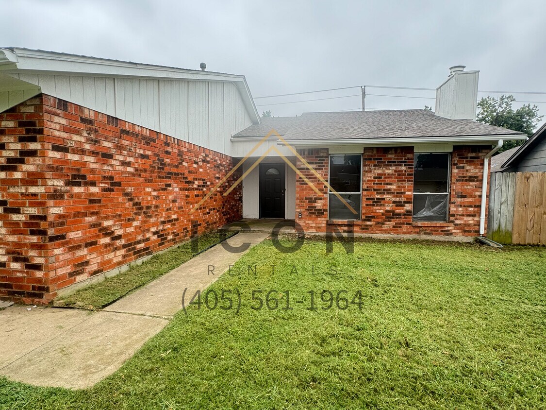 Foto principal - 744 Royal Ln