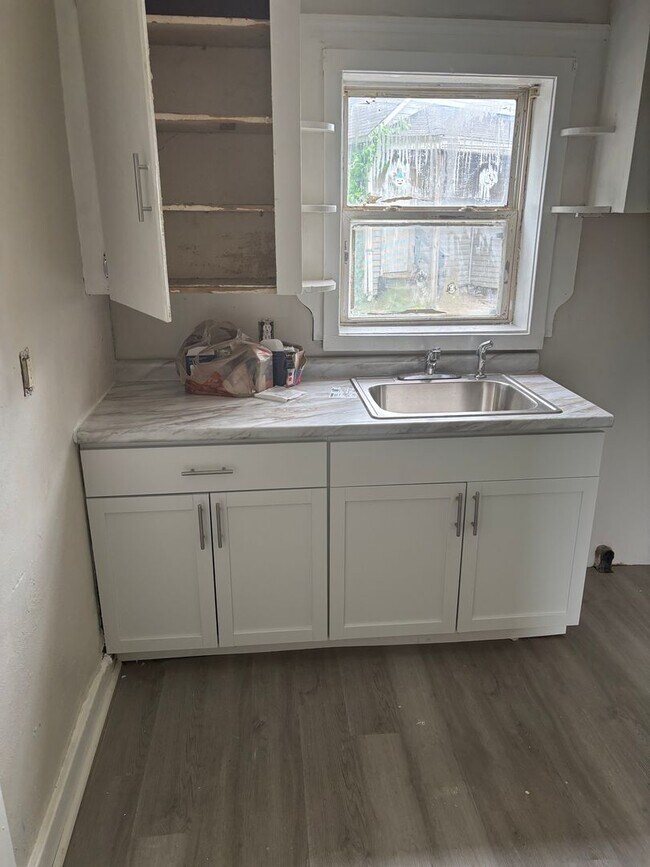Building Photo - Section 8 Accepted!!!