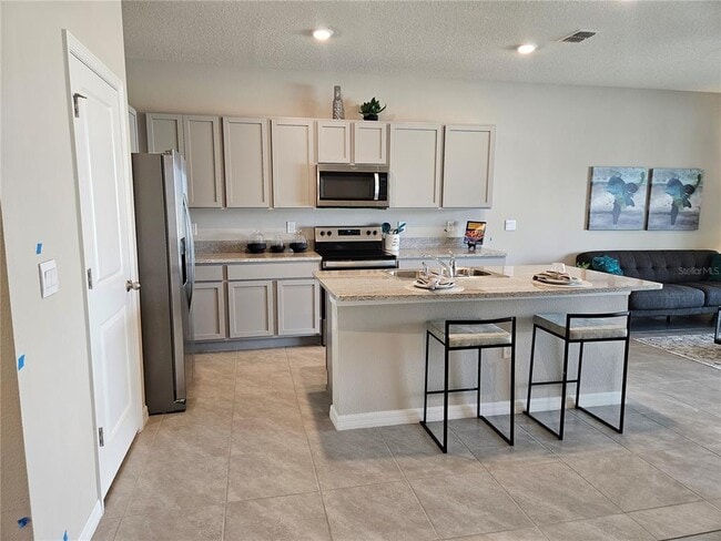 Building Photo - 5263 Dragonfly Dr