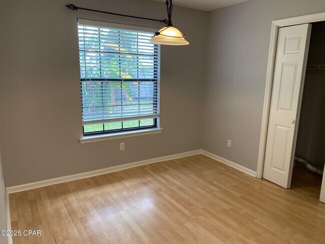 Foto del edificio - 2315 Oakwood St
