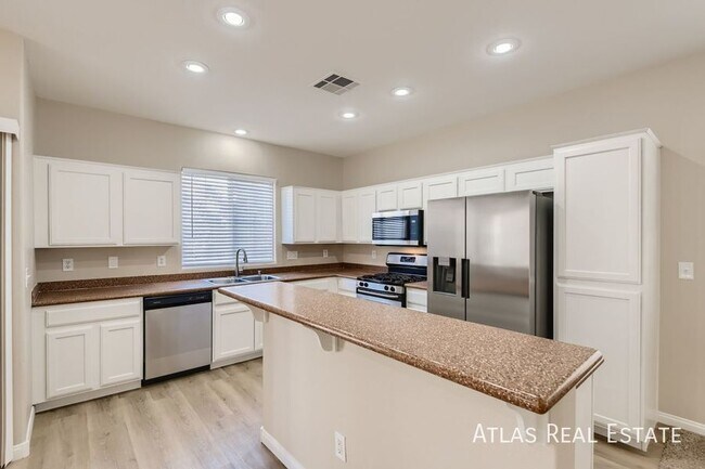 Foto del edificio - 9538 Summer Furnace St