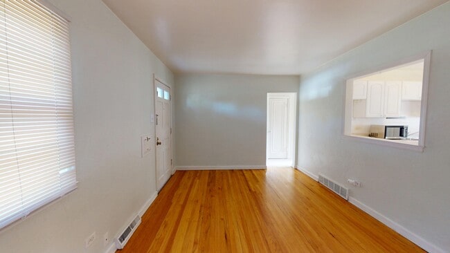 Foto del edificio - 2525 S Clayton St