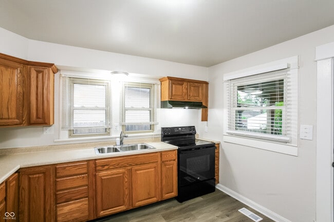 Foto del edificio - 935 N Gibson Ave