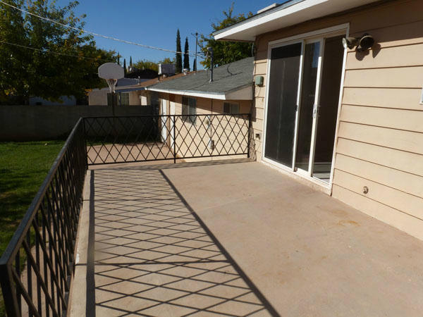 Foto del edificio - 4 bedroom home  - Dog Friendly!