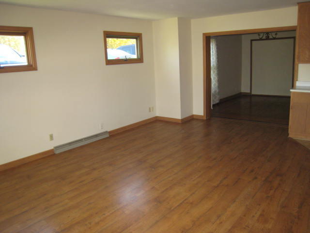Primary Photo - 220 E Capitol Dr