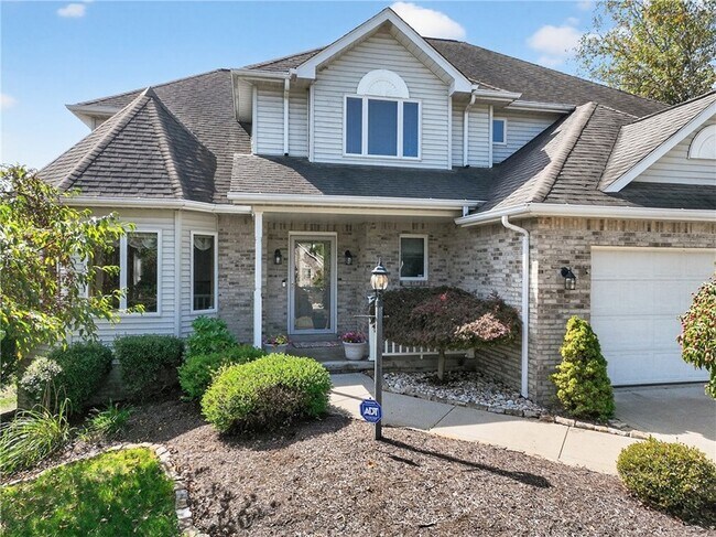 Foto del edificio - 15 High Point Cir