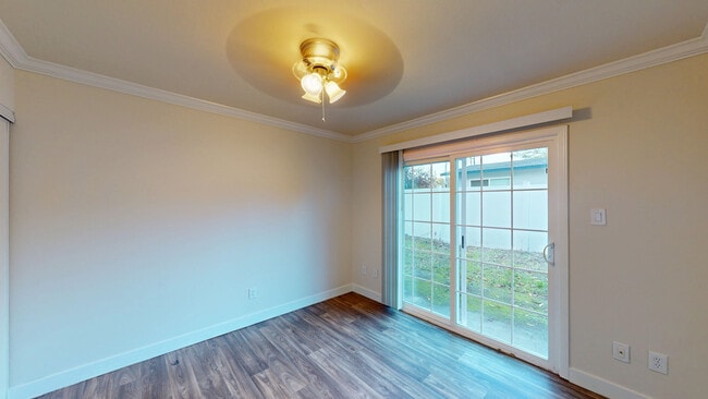 Building Photo - 15451 Marty Dr