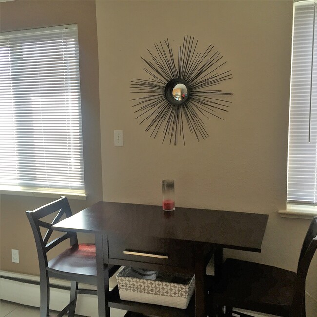 Photo - 2320 S University Blvd (Denver, CO) Apartment