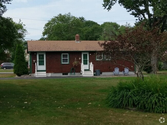 Building Photo - 49 Beach Rd