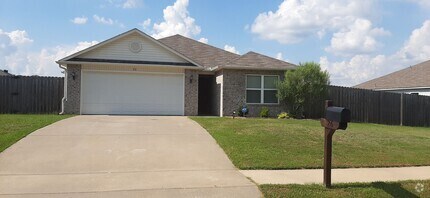 Building Photo - 26 Dunnaway Dr