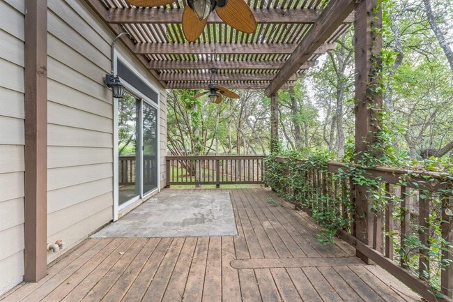 Building Photo - 4501 Whispering Valley Dr
