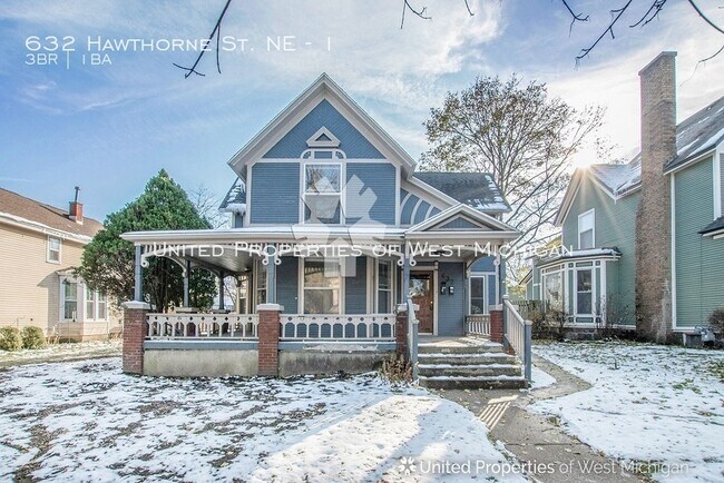 Foto del edificio - 632 Hawthorne St NE