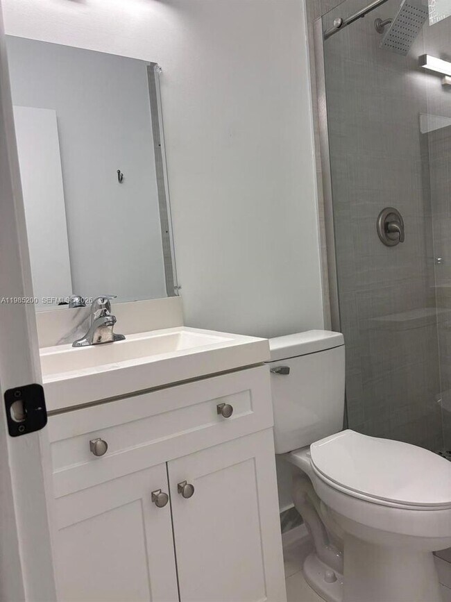 Foto del edificio - 133 Riviera Cir