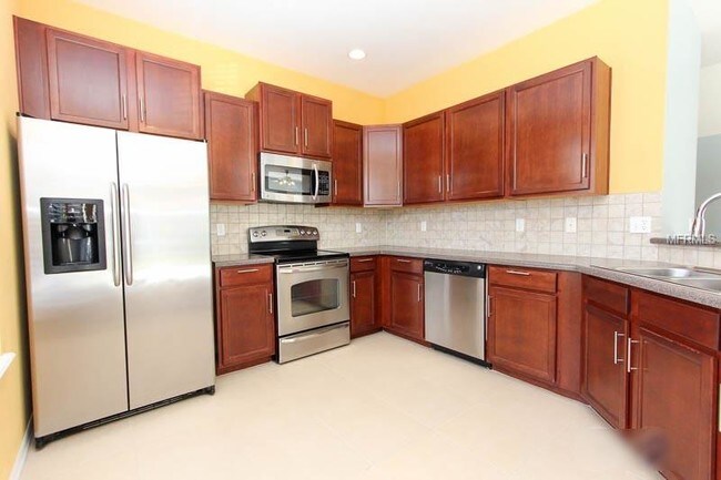 Building Photo - 5532 Kinglethill Dr