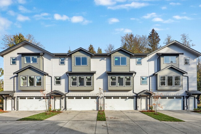 Building Photo - The Ridge Townhomes