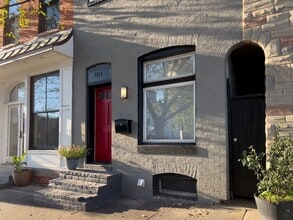 Building Photo - 2112 Eastern Ave