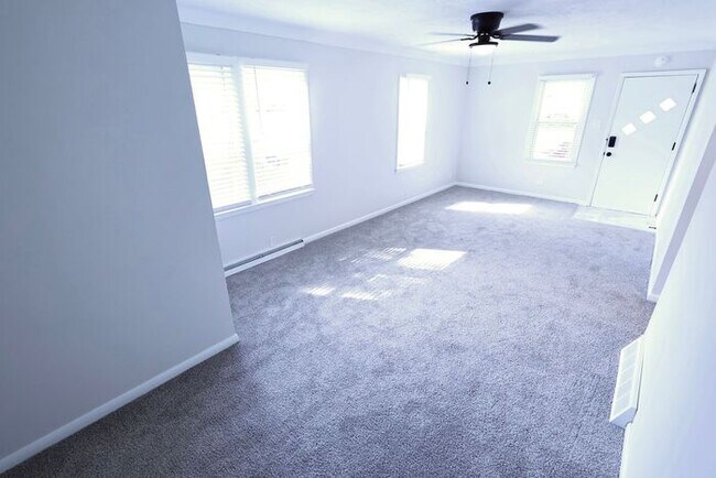 Foto del edificio - 894 Sutherland Ave