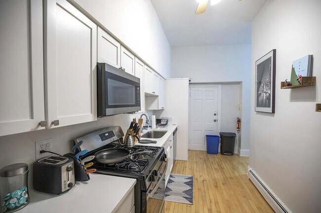 Foto del edificio - 2052 N Halsted St