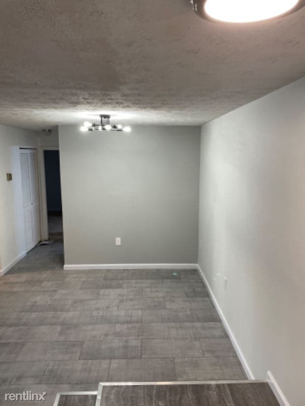 Building Photo - 7732 Hanover Pkwy