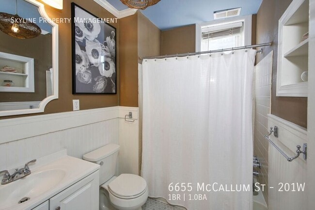 Building Photo - 6655 McCallum St