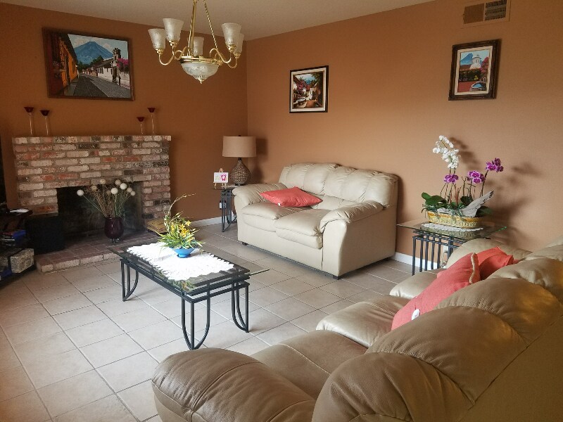 Foto principal - 219 Princeton Ave