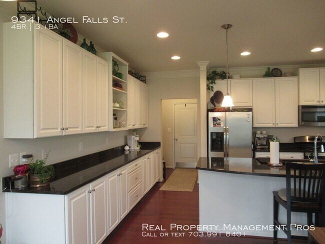 Building Photo - Over 3400SF Backs to Trees