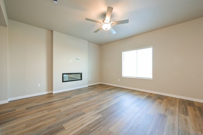 Building Photo - 7302 Rio Grande Ave