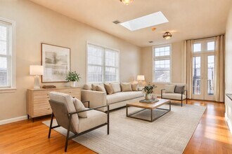 Building Photo - 24 Emerson Ave