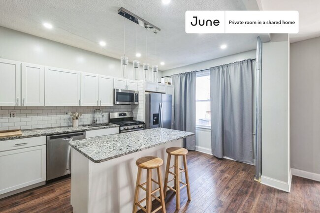 Foto del edificio - Room in Shared 4 bed/2 bath home