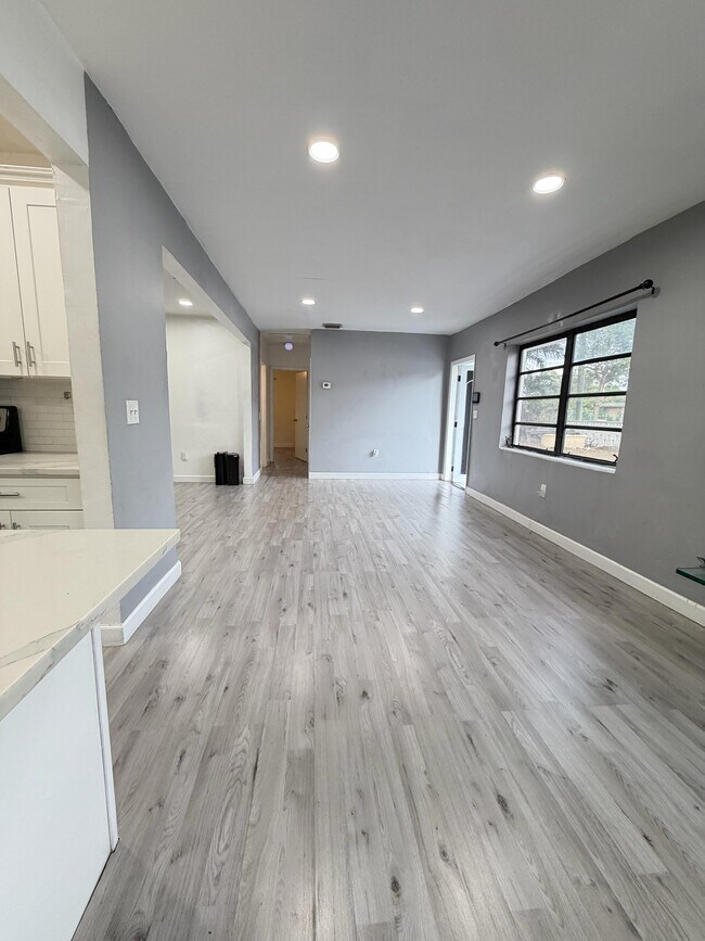 Photo - 14930 NW 16th Dr House