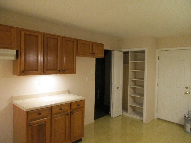 Foto del edificio - 733 Acadia Rd