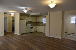 Building Photo - 806 Mary Ave