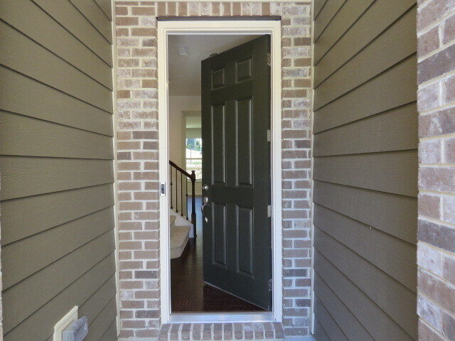 Building Photo - 114 White Crane Ct