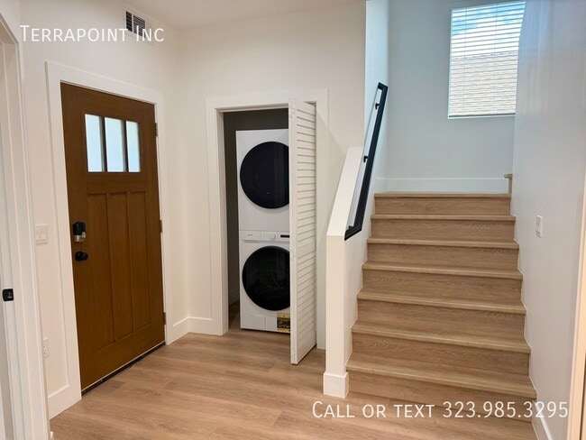 Photo - 678 E 45th St House