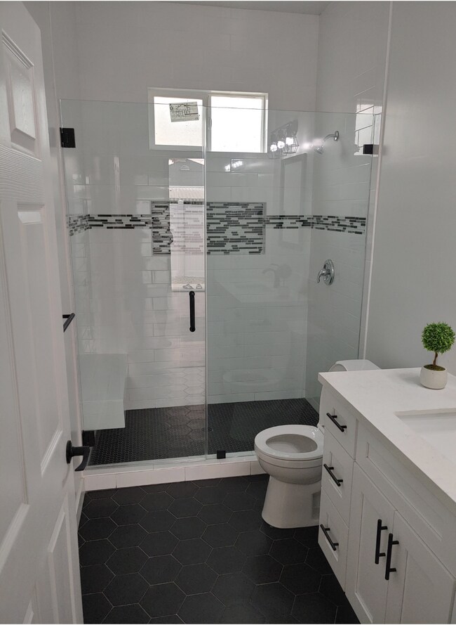 Building Photo - 1332 Evergreen St