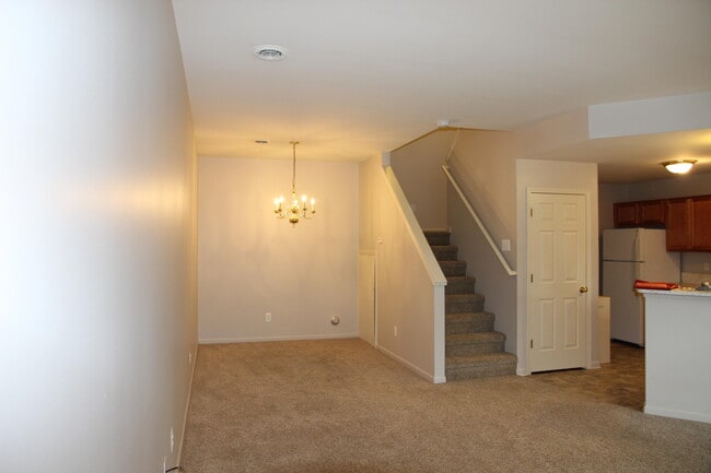 Building Photo - 2092 Cloverly Ln