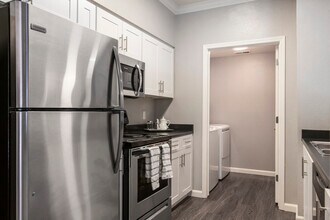 Hawthorn Village photo'