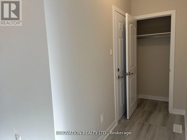 Building Photo - 542 Promontory Pl
